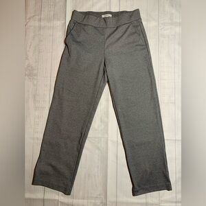 LOFT pull on Gray Pants. Pockets. Ankle. Size M.